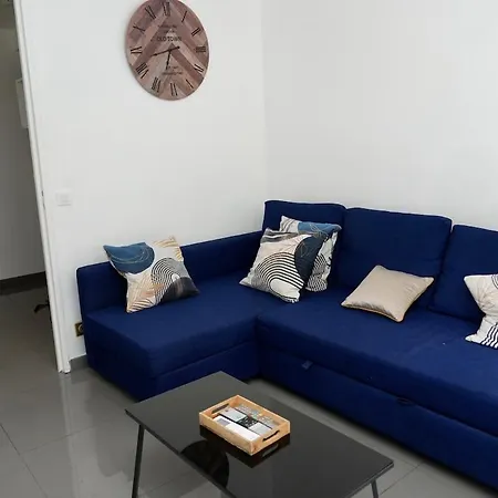 아파트 Joli T3 Proche Mer,climatise,parking Prive, Wifi