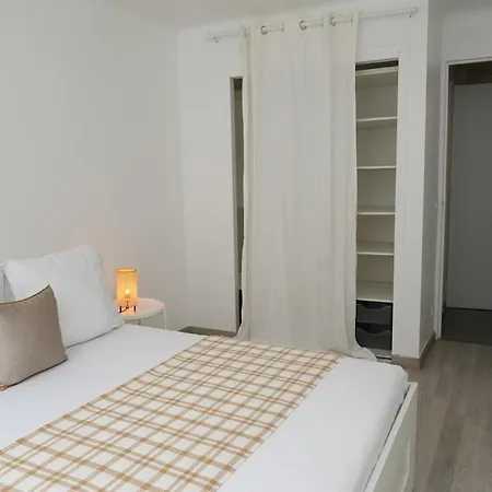 Apartamento Joli T3 Proche Mer,climatise,parking Prive, Wifi Nice