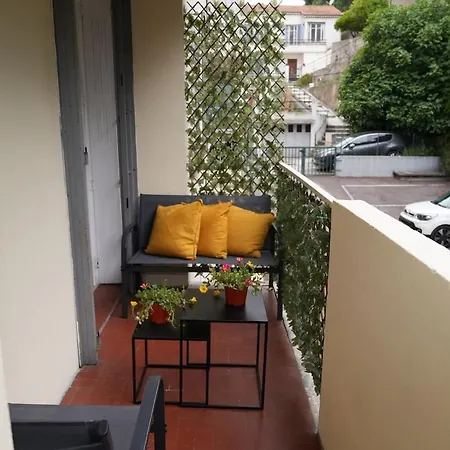 Joli T3 Proche Mer,climatise,parking Prive, Wifi * 니스